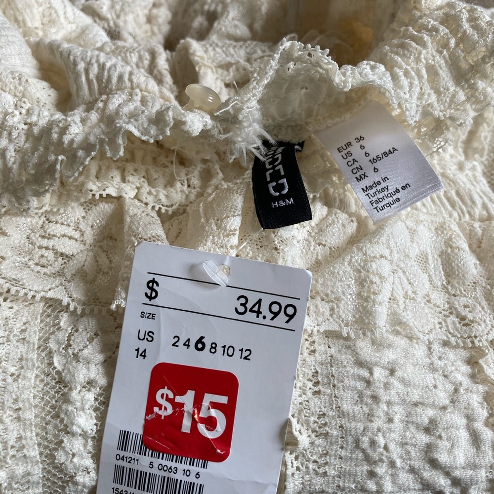 H&M Lace Top - Picture 4 of 4